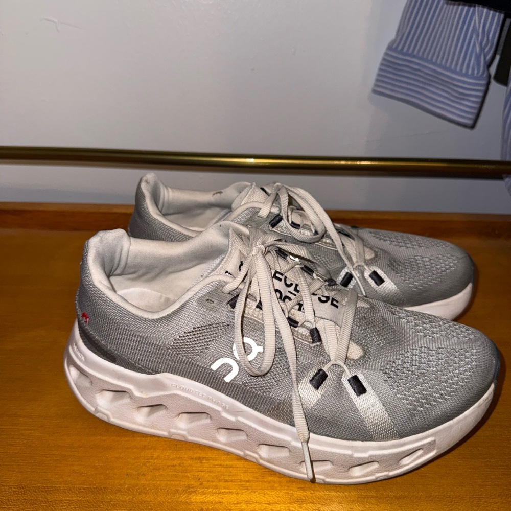 Oncloud Running Light Gray Athletic Sneakers - image 1